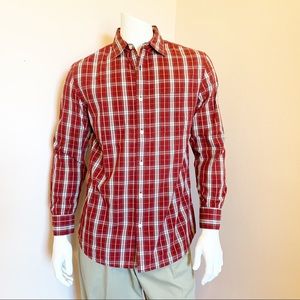 SONOMA Long Sleeve Button Down Shirt. Size M